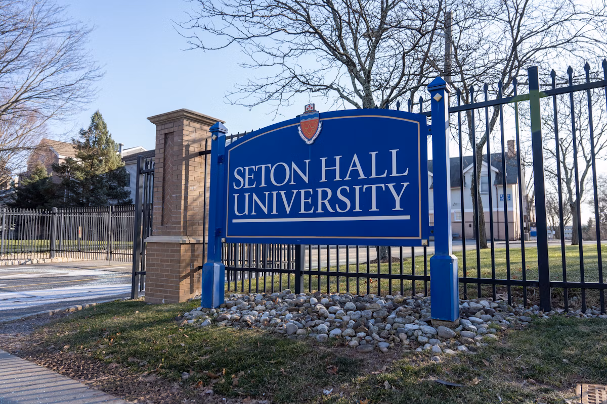 Seton Hall Universit 64551e8dee710