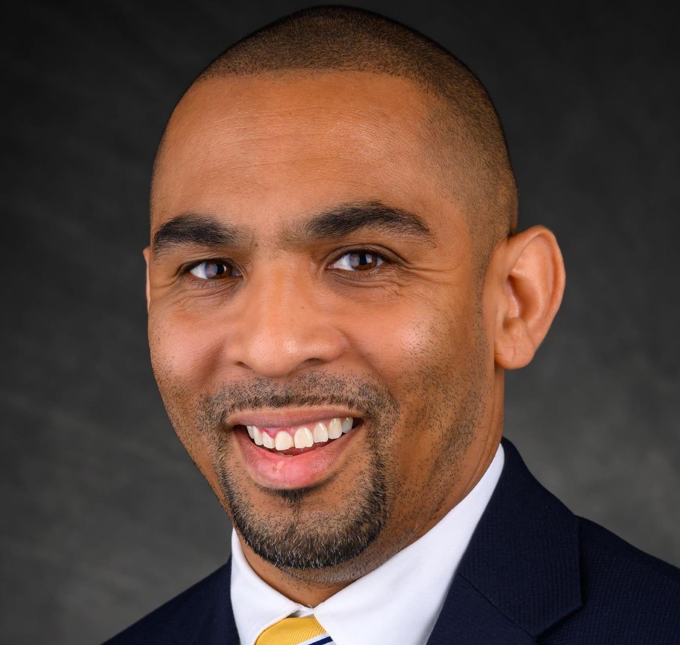 Jonelle Knox Professional Photo 3