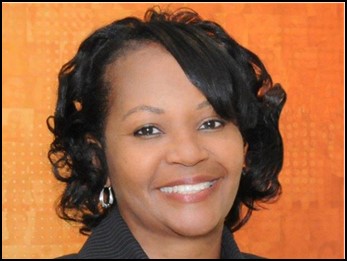 Sandy Robinson Headshot Headshot