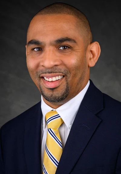 Jonelle Knox Professional Photo 3 (1)