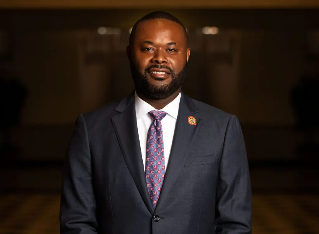 Senator Mc Cray 2024 Headshot jpg Scaled E1777301431871 1024x751 Headshot