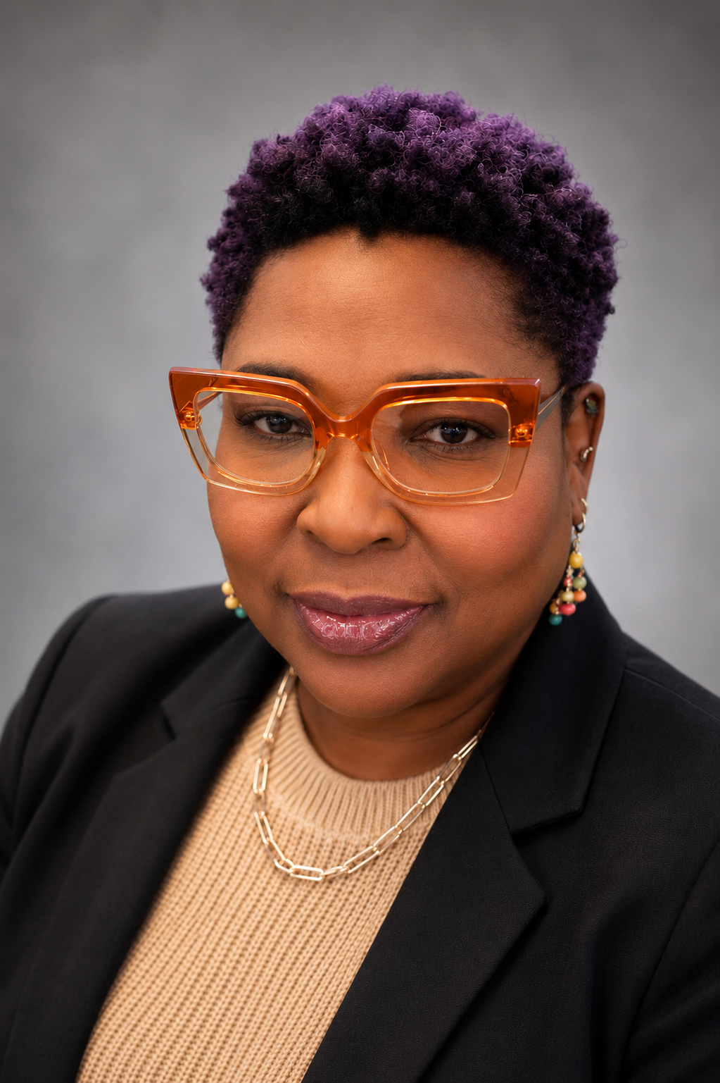 Monique Oates Head Shot
